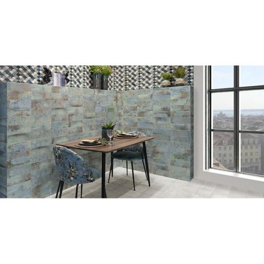 turkiz zold konyhai csempe vintage rusztikus antikolt feluletu mediterran patinas burkolat falicsempe mainzu bellagio fiatalos country tengerkek bohem lameridiana lakberendezesi bolt patinas.jpg